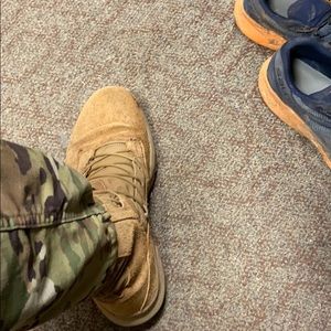 Meet your Posher, Adam